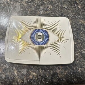 New hourglass evil eye palette.